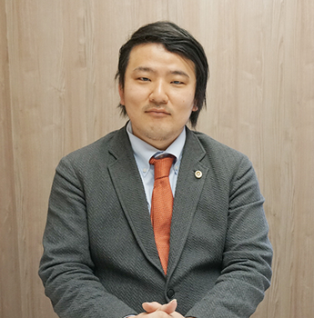 弁護士 服部