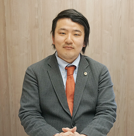 弁護士 服部